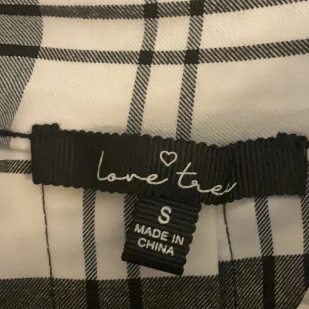 Love Tree Plaid & Pleated Mini Skirt, Size S, Black/White, NWOT - Picture 4 of 6